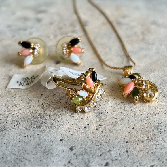 Vintage Jewelry - ⭐️ 𝒢ℯ𝓃𝓊𝒾𝓃ℯ 𝒢ℯ𝓂𝓈𝓉ℴ𝓃ℯ 𝒩ℯ𝒸𝓀𝓁𝒶𝒸ℯ ℰ𝒶𝓇𝓇𝒾𝓃ℊ𝓈 ℛ𝒾𝓃ℊ 𝒫𝒶𝓇𝓊𝓇ℯ